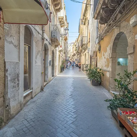 Cavour 45 Ortigia *